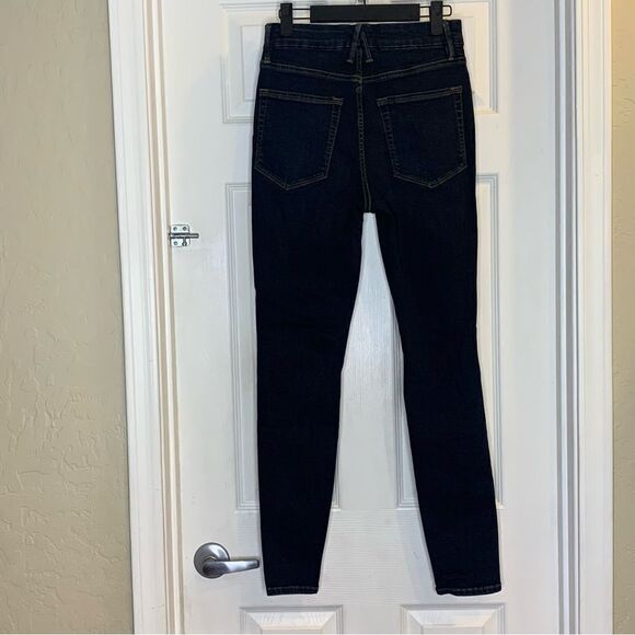 Good American Good Waist Jeans Size 4 - Picture 4 of 9